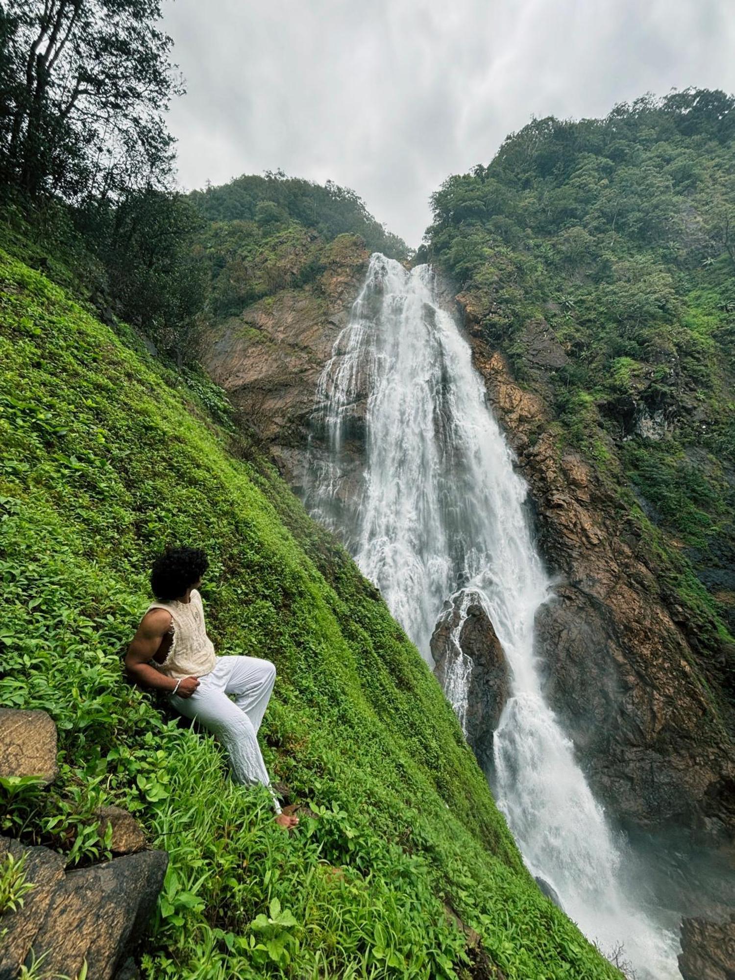 Mungaru Homestay, Talaguppa Sāgar Exterior foto